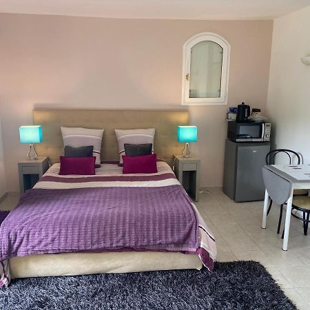 Chambre Spacieuse Independante Dans Villa Plus Parking Privee Le Cannet Exteriör bild